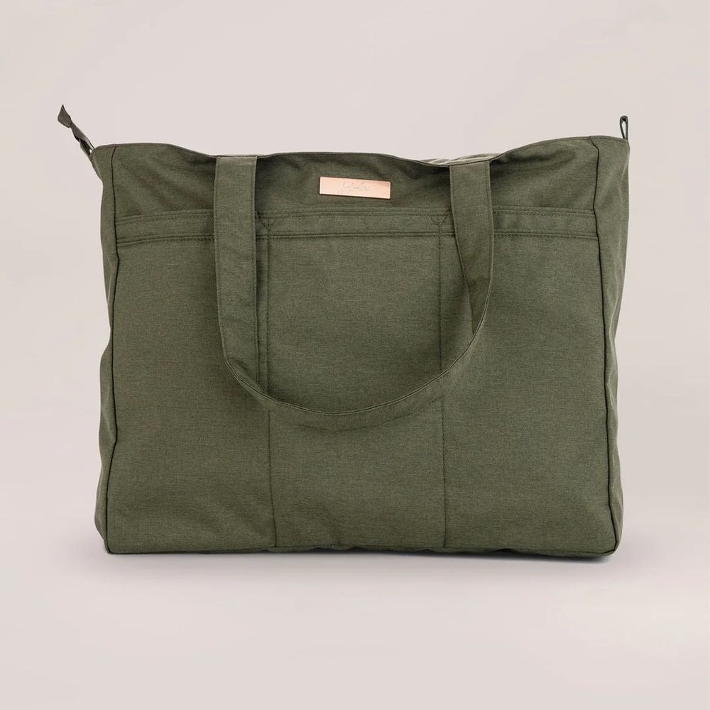 NWT jujube Super Be Tote— in plastic!